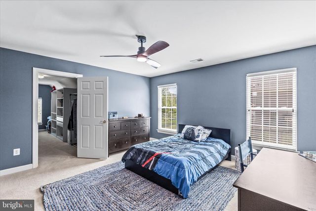 40 FAWN HILL RD, Hanover, PA 17331