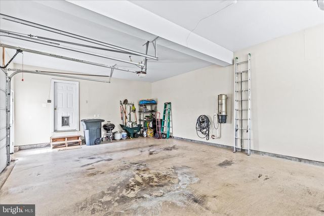 40 FAWN HILL RD, Hanover, PA 17331