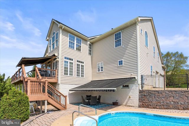 40 FAWN HILL RD, Hanover, PA 17331
