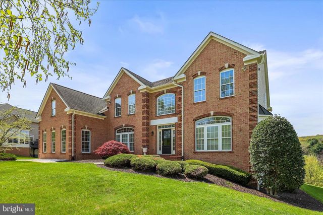 40 FAWN HILL RD, Hanover, PA 17331