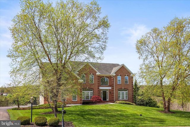 40 FAWN HILL RD, Hanover, PA 17331