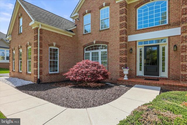 40 FAWN HILL RD, Hanover, PA 17331