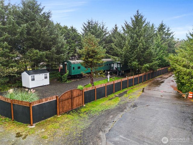 204 Ocean Boulevard, Ocean City, WA 98569