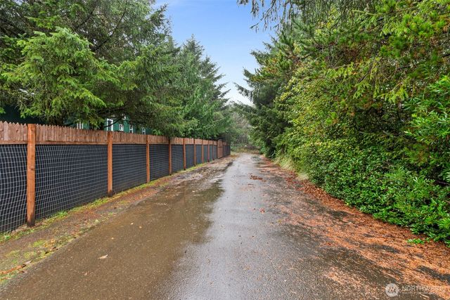 204 Ocean Boulevard, Ocean City, WA 98569