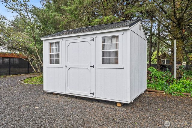 204 Ocean Boulevard, Ocean City, WA 98569