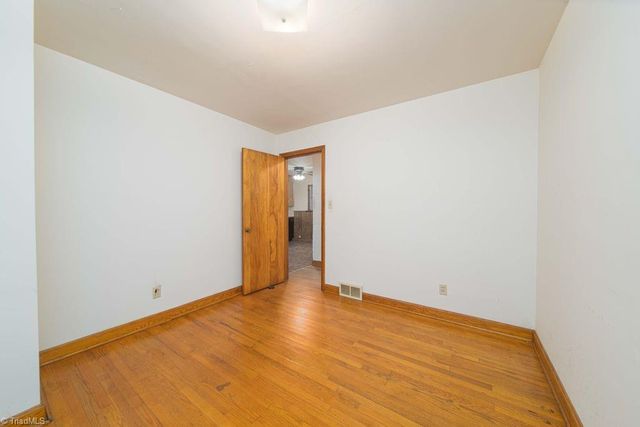 223 Hedgecock Road, High Point, NC 27265