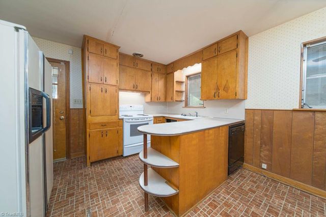 223 Hedgecock Road, High Point, NC 27265