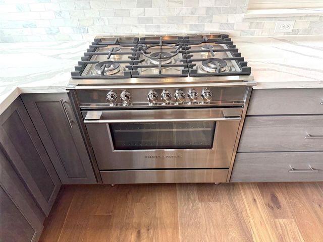 606 Delmar, Houston, TX 77023