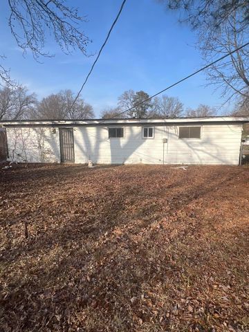 3100 Jonquil Street, Pine Bluff, AR 71603