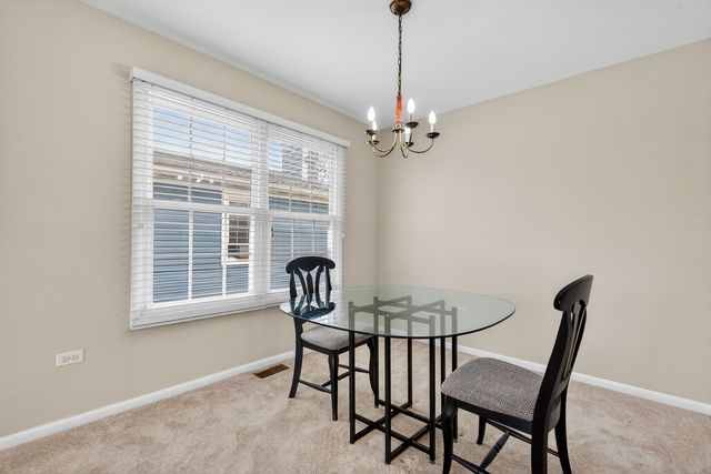 1847 Brighton Circle, Aurora, IL 60506