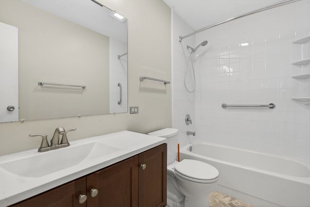 1847 Brighton Circle, Aurora, IL 60506