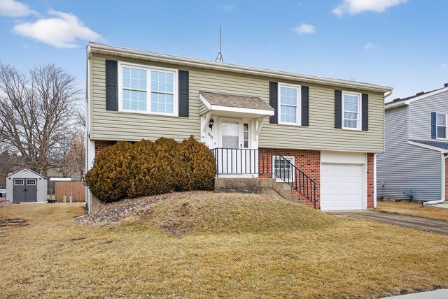 1847 Brighton Circle, Aurora, IL 60506