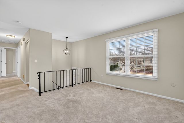 1847 Brighton Circle, Aurora, IL 60506