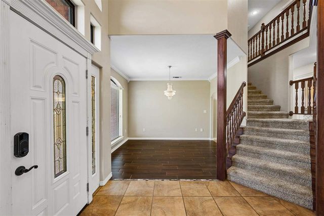 356 NE Valley View Rd, Lawton, OK 73507