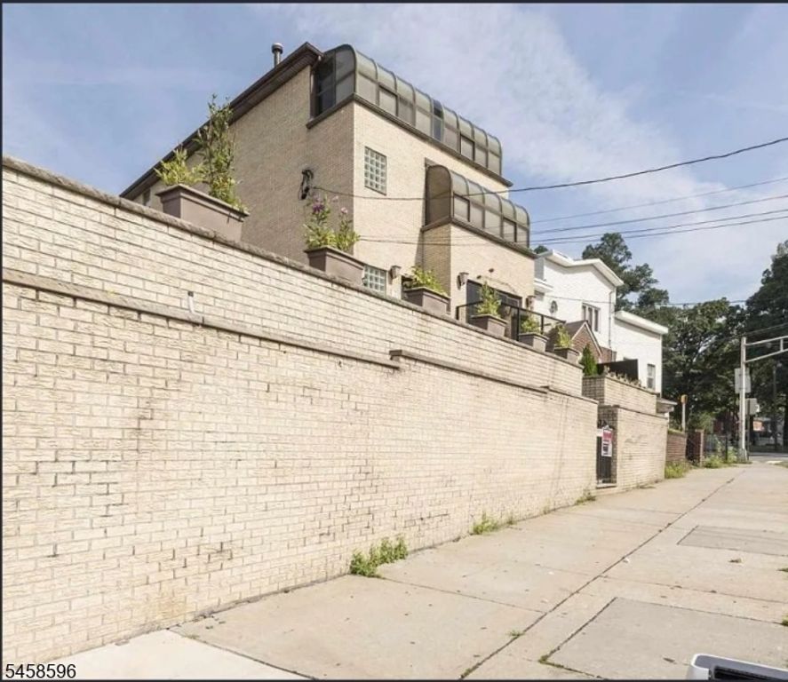 344 Paterson Plank Rd, Jersey City, NJ 07307 — photo 2