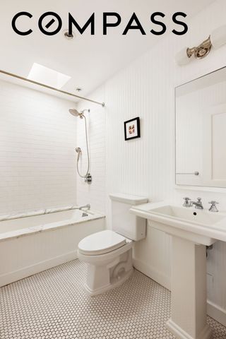 338 Metropolitan Avenue, New York City, NY 11211