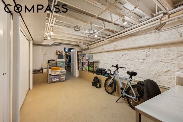 338 Metropolitan Avenue, New York City, NY 11211