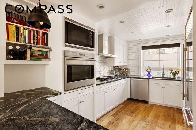 338 Metropolitan Avenue, New York City, NY 11211