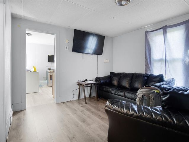 381 Parsells Avenue, Rochester, NY 14609