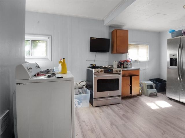 381 Parsells Avenue, Rochester, NY 14609