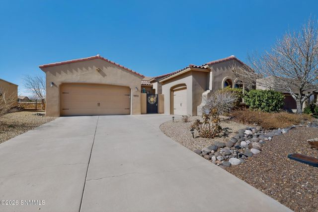 4473 Ojo Caliente Circle, Las Cruces, NM 88011