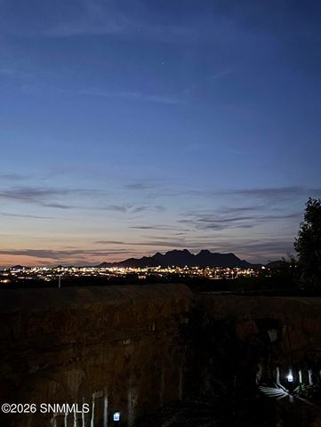 4473 Ojo Caliente Circle, Las Cruces, NM 88011