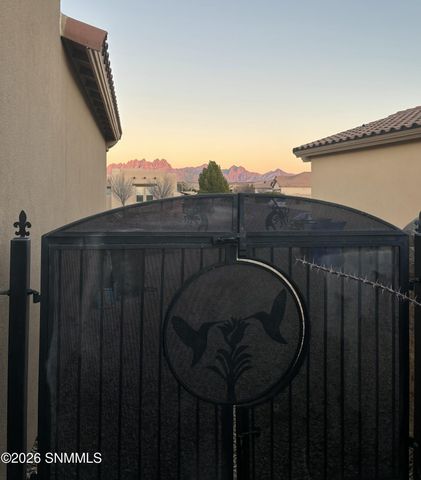 4473 Ojo Caliente Circle, Las Cruces, NM 88011