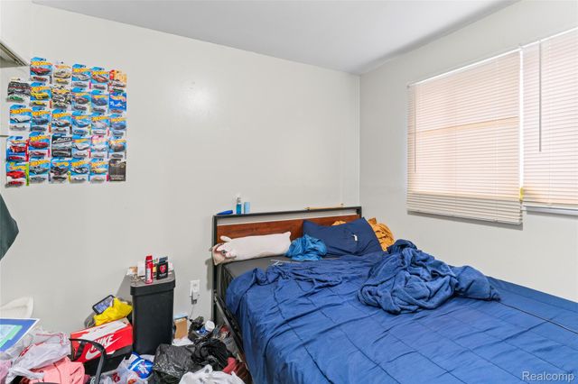 1444 S Liddesdale Street, Detroit, MI 48217