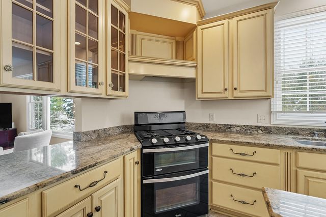 8272 Bainbridge Drive, Texas Twp, MI 49071