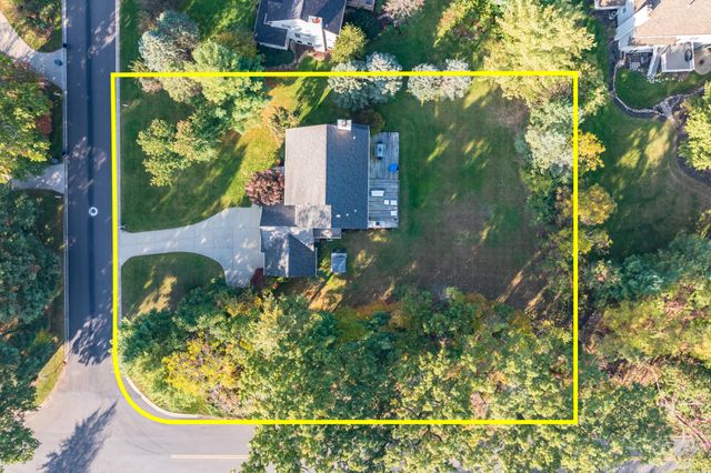 8272 Bainbridge Drive, Texas Twp, MI 49071