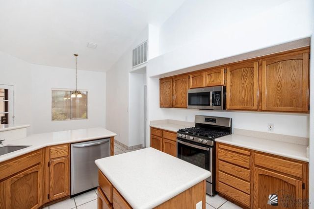 8061 E Topeka Pl, Yuma, AZ 85365