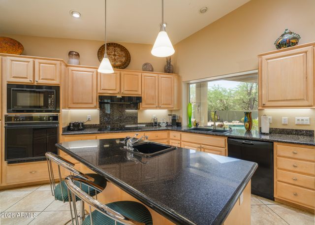 2329 E HATCHER Road, Phoenix, AZ 85028