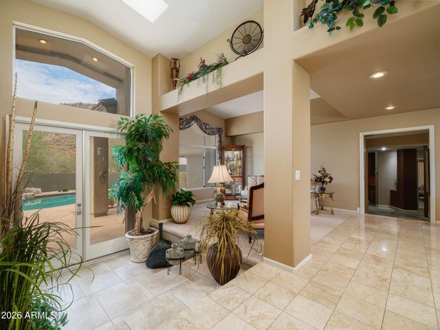 2329 E HATCHER Road, Phoenix, AZ 85028