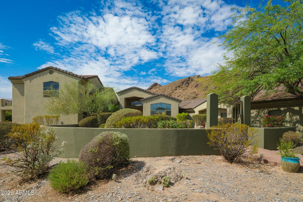 2329 E HATCHER Road, Phoenix, AZ 85028