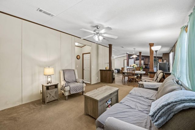 1140 Meridian, Livingston, TX 77351