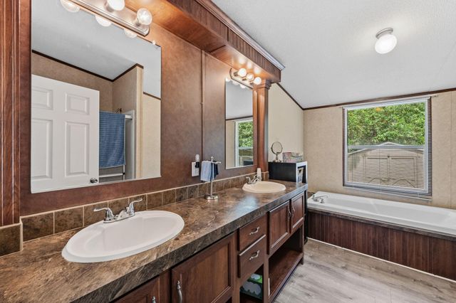 1140 Meridian, Livingston, TX 77351