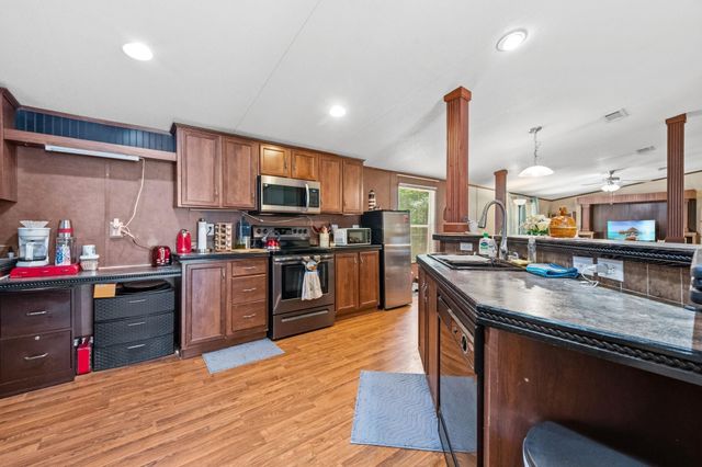 1140 Meridian, Livingston, TX 77351