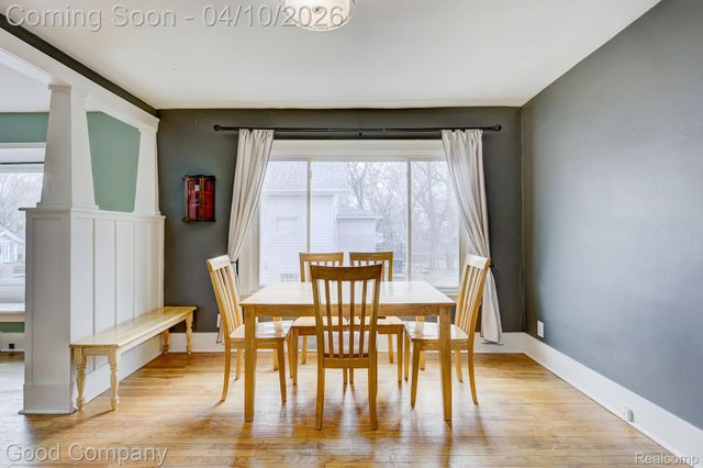 502 E LEWISTON Avenue, Ferndale, MI 48220