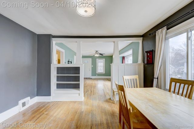 502 E LEWISTON Avenue, Ferndale, MI 48220