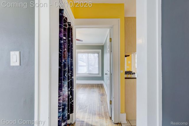 502 E LEWISTON Avenue, Ferndale, MI 48220