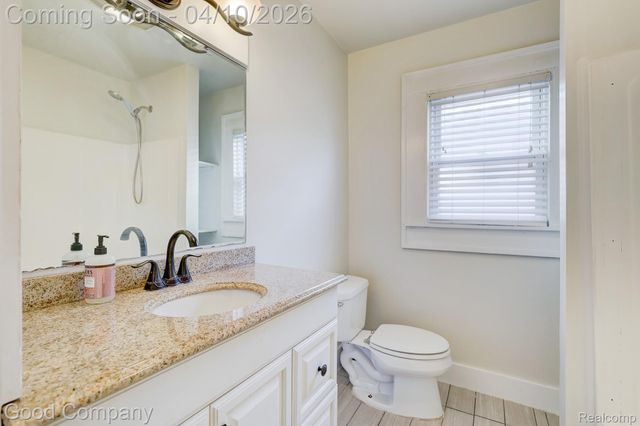 502 E LEWISTON Avenue, Ferndale, MI 48220