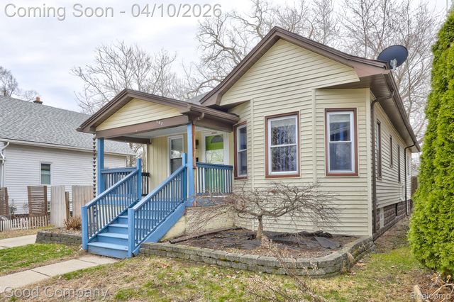 502 E LEWISTON Avenue, Ferndale, MI 48220