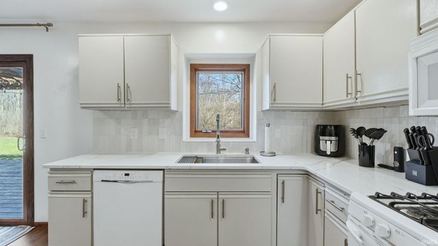 1527 Channel Court, Fort Wayne, IN 46825