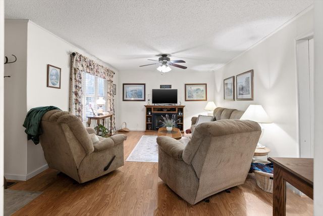 9842 Walnut Street, Soddy Daisy, TN 37379