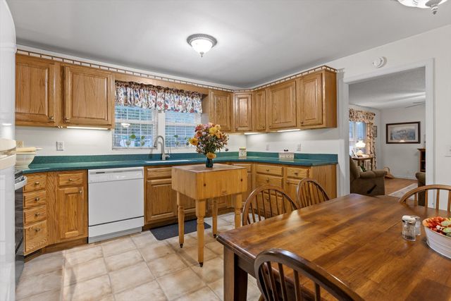 9842 Walnut Street, Soddy Daisy, TN 37379