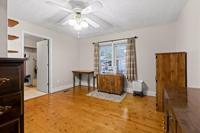 9842 Walnut Street, Soddy Daisy, TN 37379