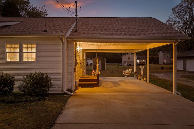 9842 Walnut Street, Soddy Daisy, TN 37379