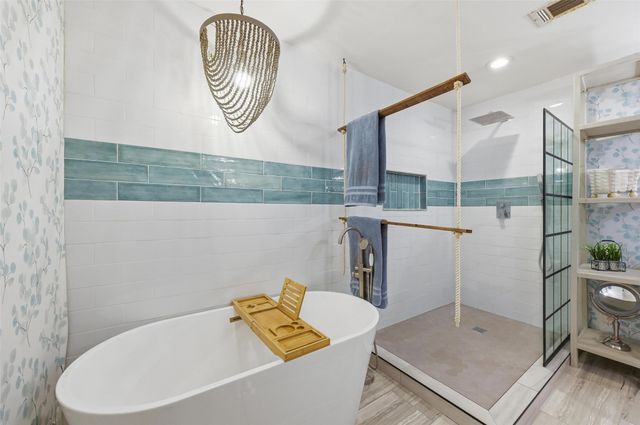 2240 Cottonwood Court, Midlothian, TX 76065