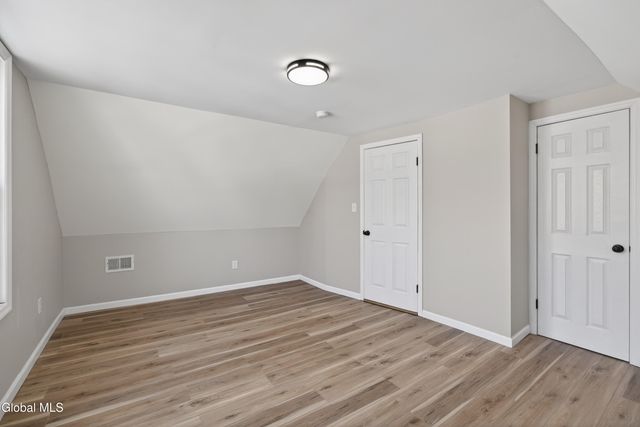 209 Elmer Avenue, Schenectady, NY 12308