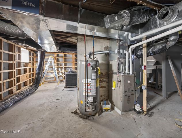 209 Elmer Avenue, Schenectady, NY 12308